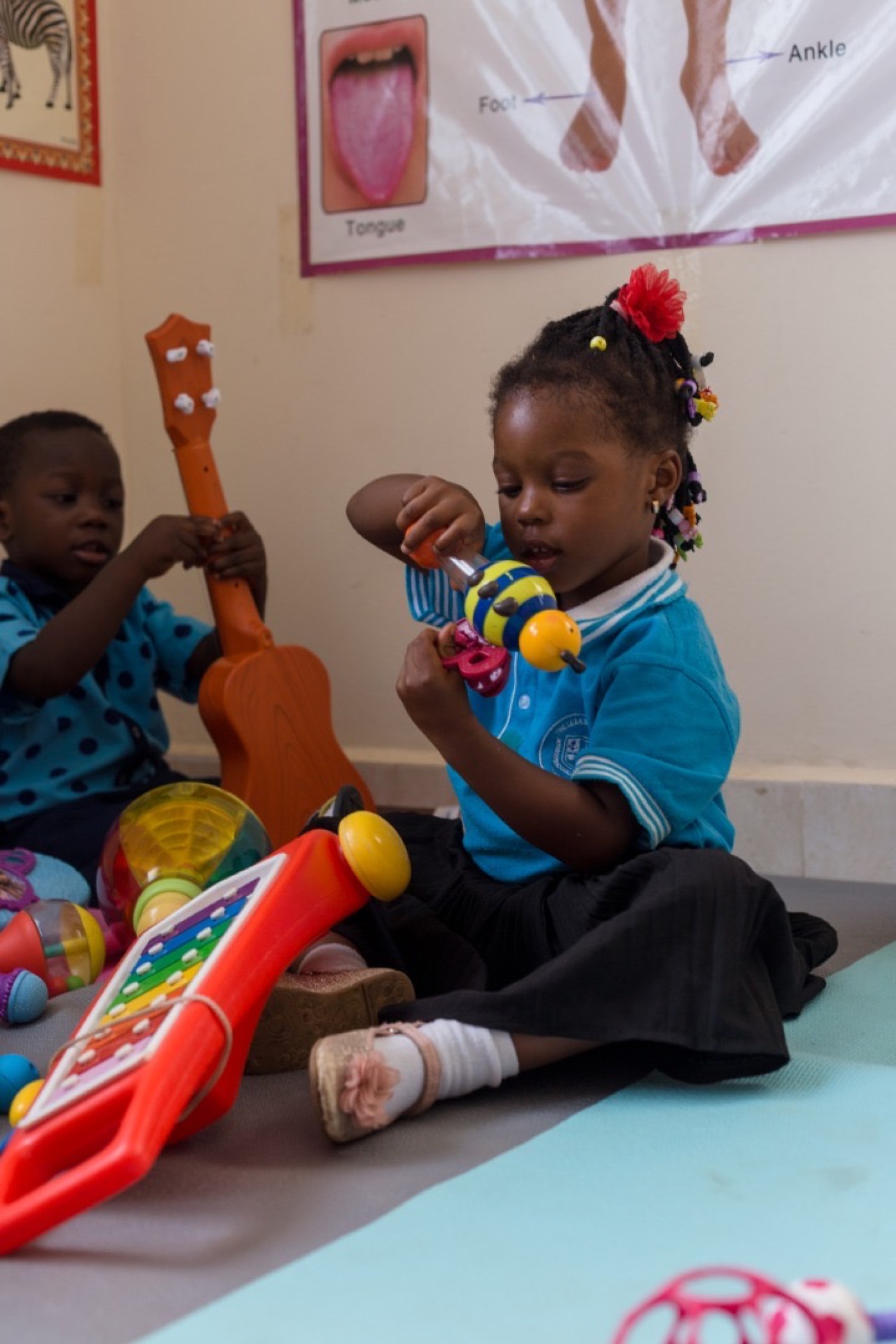 Music time with instruments